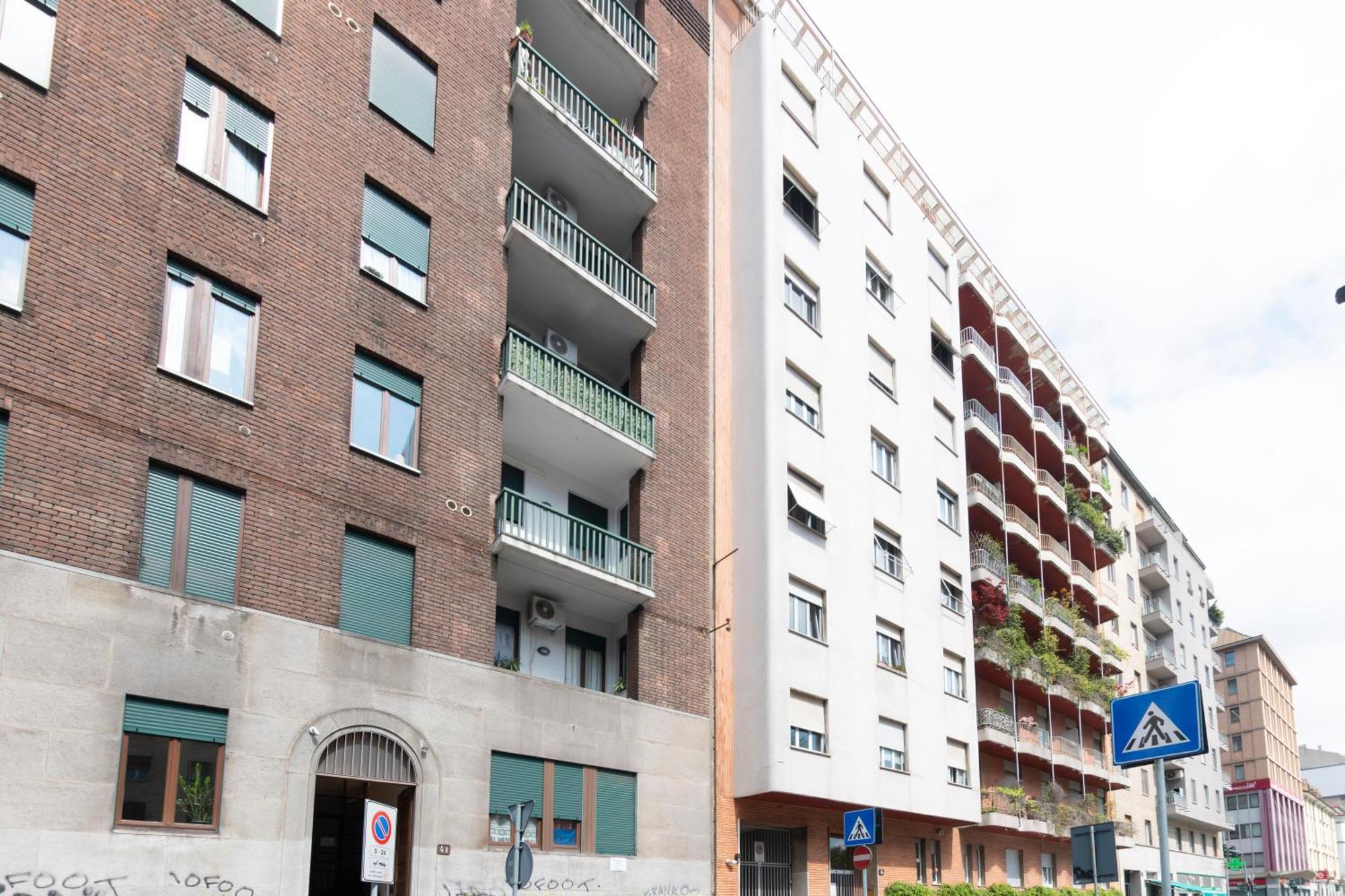 Modern & Stylish Near Isola & Central Station Milano Esterno foto