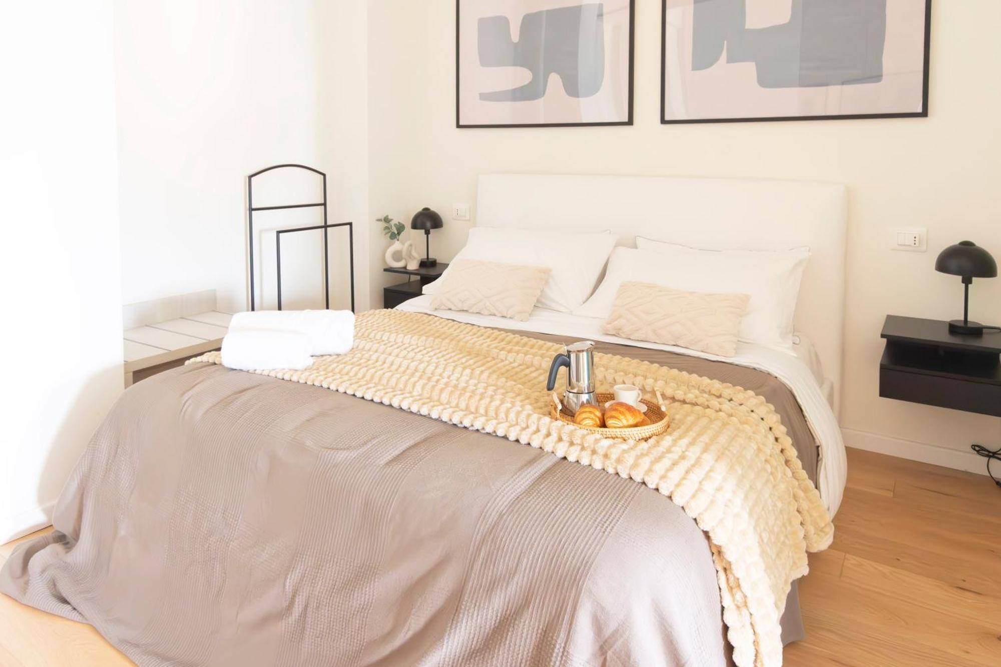 Modern & Stylish Near Isola & Central Station Milano Esterno foto